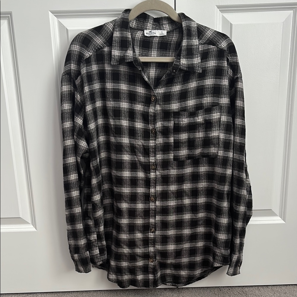 Black and White Plaid Button-Up Flannel Boyfriend Style Shirt